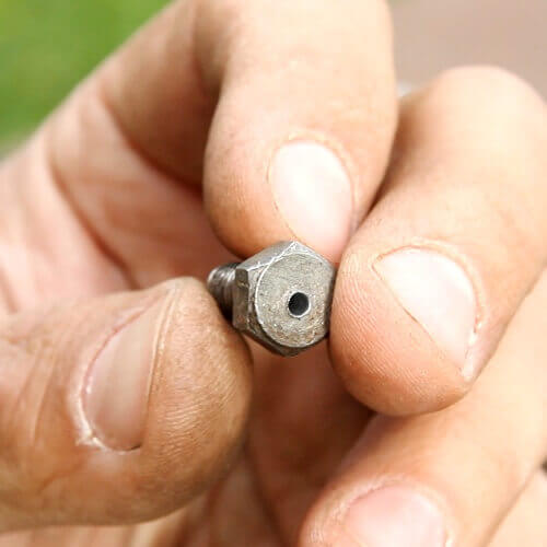 bolt-dirka1.jpg